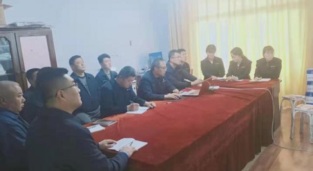新寧高速總監(jiān)辦組織學(xué)習(xí)傳達(dá)總公司、一公司年會會議精神