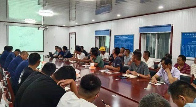 濟南大西環(huán)項目一監(jiān)組組織召開鋼筋保護層質(zhì)量控制專題會