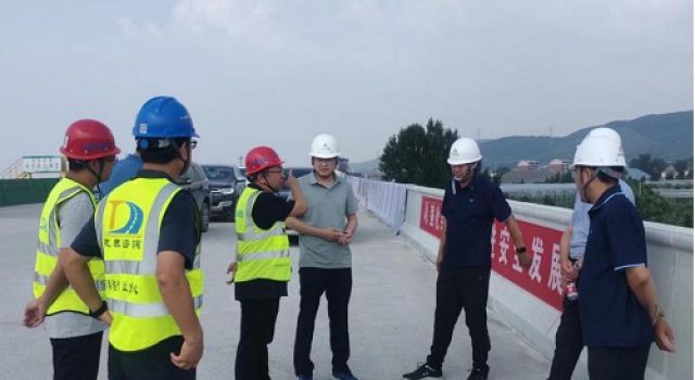 山東高速基礎(chǔ)設施建設有限公司對濟濰高速項目進行半年綜合檢查