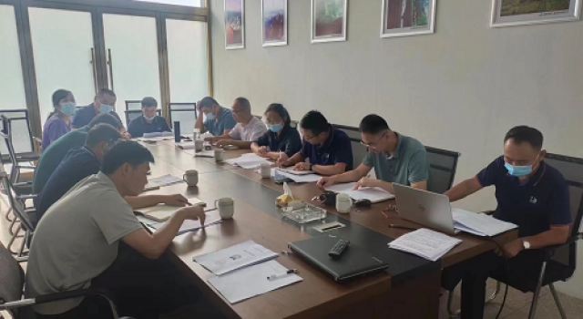 南沿海公路日鋼段高架工程總監(jiān)辦召開(kāi)七月份月度總結(jié)會(huì)