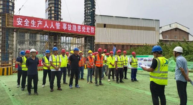 濟濰四合同成功舉辦墩柱施工安全防護設施標準化現(xiàn)場觀摩會