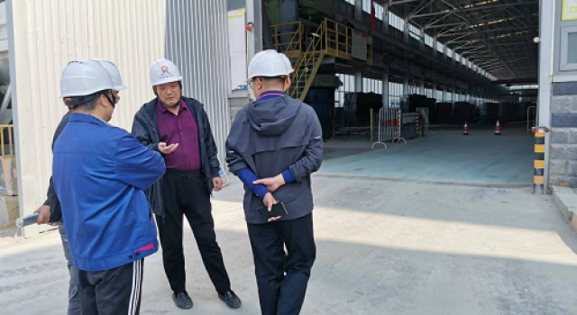 日照市南沿海公路日鋼段高架工程總監(jiān)辦對雨水管生產(chǎn)廠家進(jìn)行現(xiàn)場考察