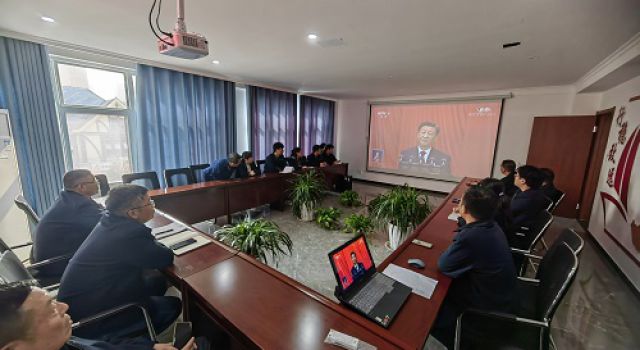 “喜迎二十大、奮進(jìn)新征程”安羅高速第二總監(jiān)辦組織觀看“黨的二十大”會(huì)議直播