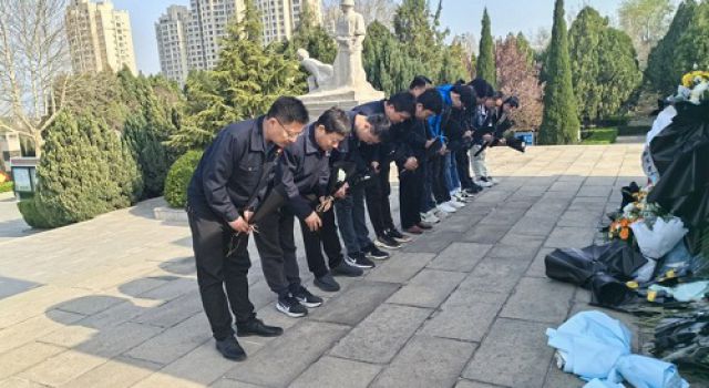 清明祭英烈、共鑄中華魂祭掃烈士陵園活動(dòng)感想