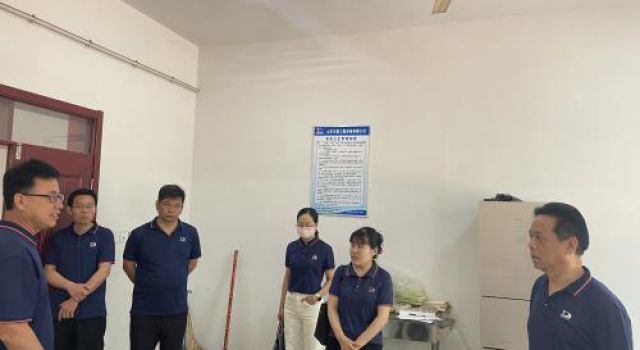 總公司考核組對鄒平市四好農(nóng)村路改造項目進(jìn)行檢查